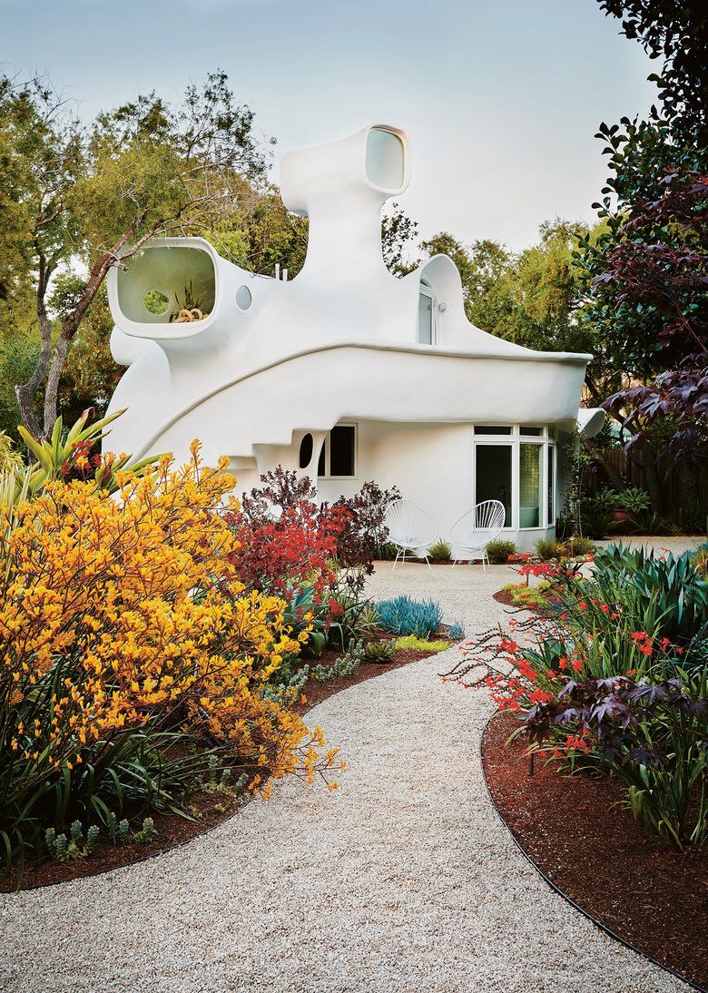 California's Spaceship House